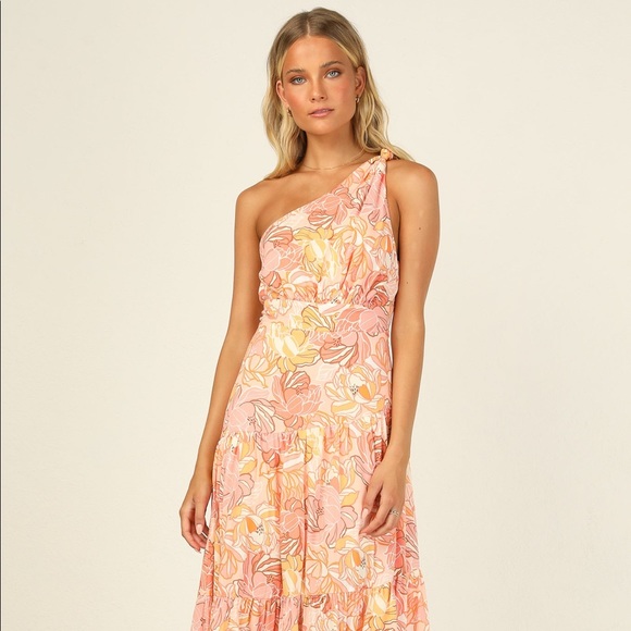 NWT Runway Scout floral one shoulder midi dress - Picture 2 of 5